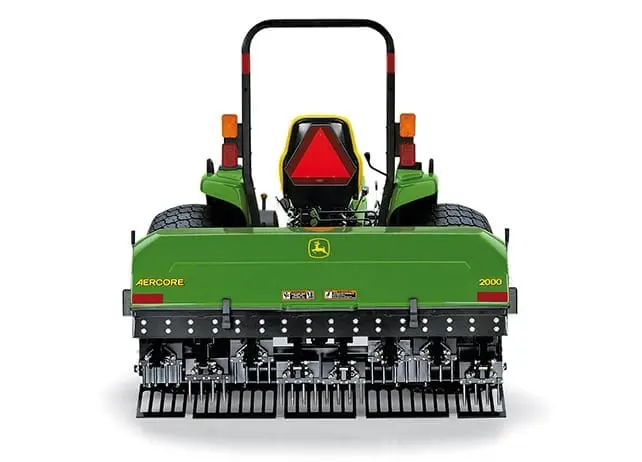 4-john-deere-aercore-2000