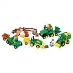 34984-fun-on-the-farm-playset-1